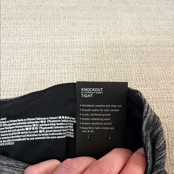 Women’s Victoria’s Secret Sport Leggings - Picture 4 of 7